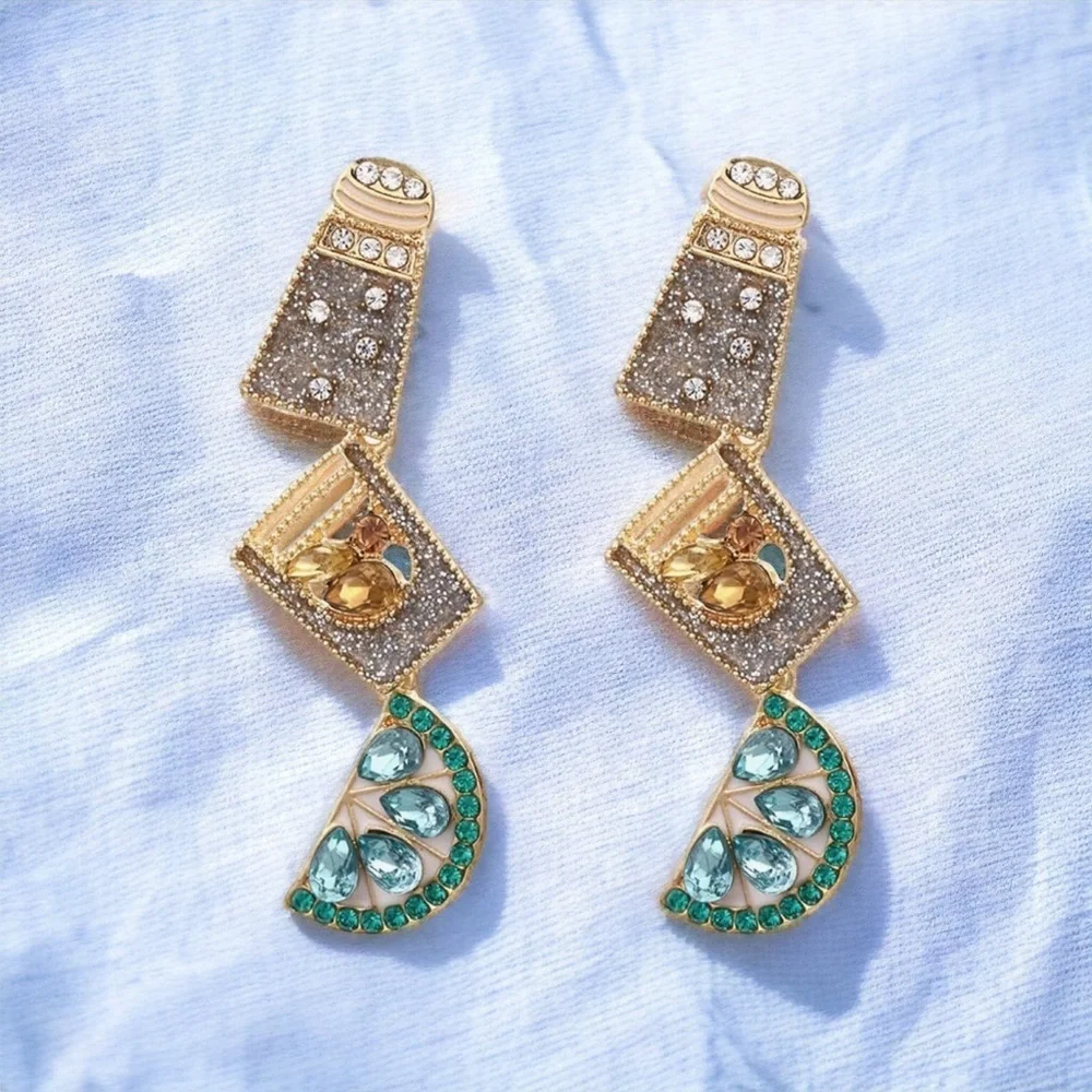 ✨Rhinestone Tequila Time Drop Earrings: Sip, Celebrate, Shine! NWT Tequila Shots